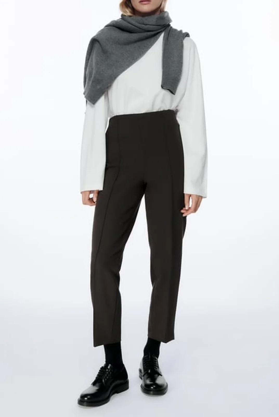 Brown elegant trousers